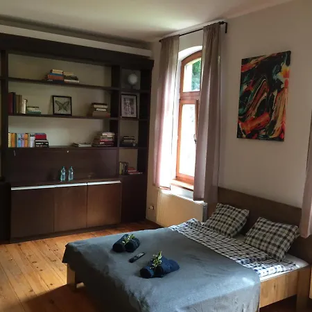 Dwor Trzebislawki * Środa Wielkopolska